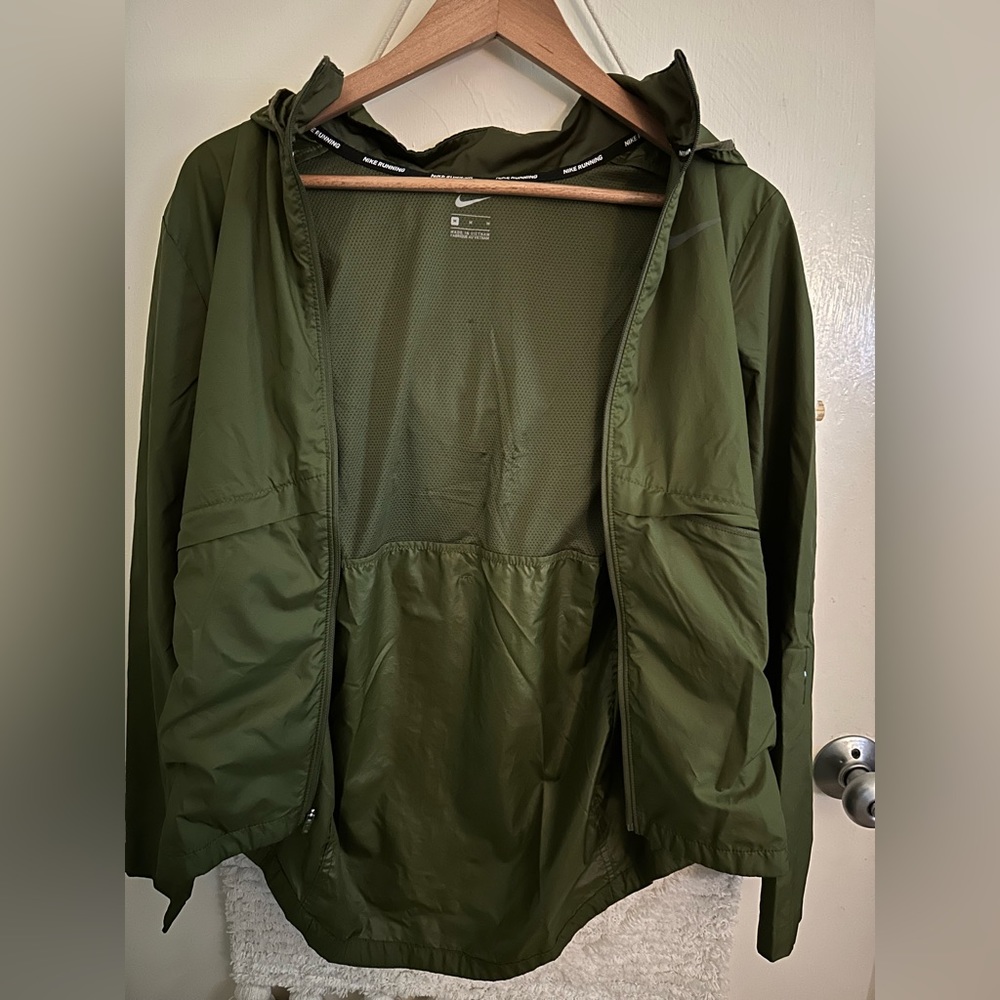Nike Women’s Windbreaker